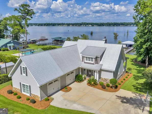 687 Flintside Dr, Cobb, GA 31735