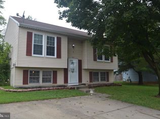 2210 Lawnwood Cir, Baltimore, MD 21207