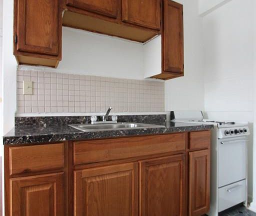 3rd image of 4600 N Beacon St #46044A