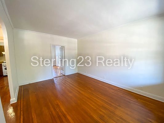 4th image of 32-18 32nd St #2F