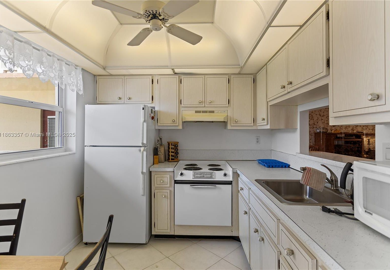 4299 NW 16th St APT 210