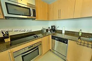 300 S Biscayne Blvd #T-2609 — Photo 7