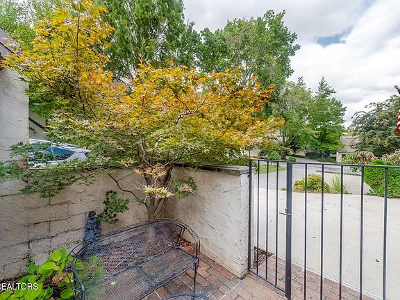 2nd image of 1356 Orleans Dr