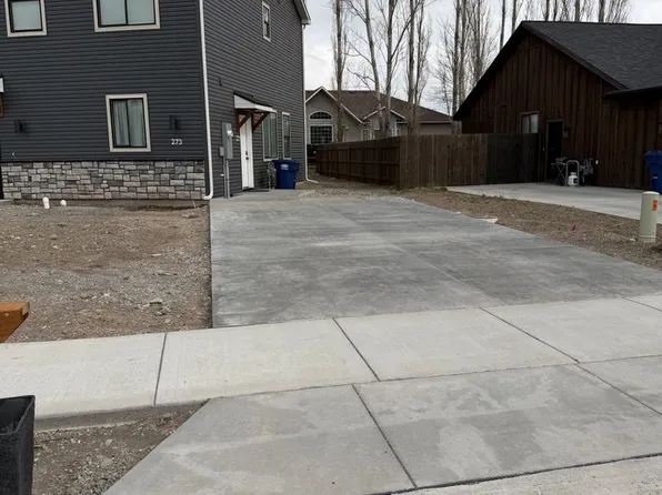 L271ES, 271 Camas St #Adu, Sugar City, ID 83448