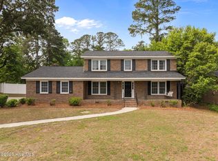 202 Deerwood Dr, Greenville, NC 27858