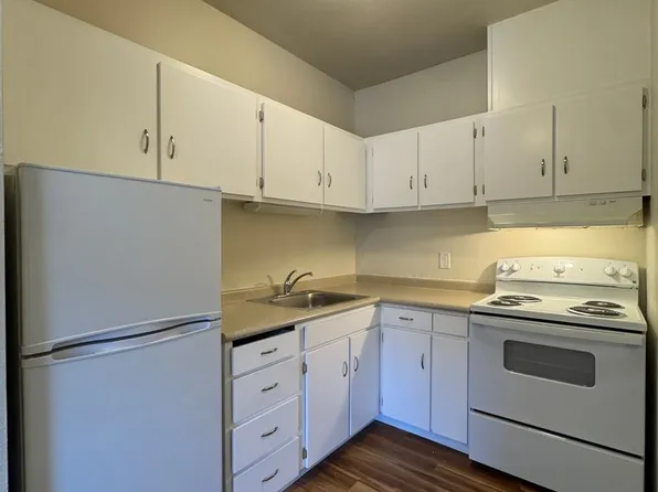 1247 W 6th Ave APT 6, Eugene, OR 97402
