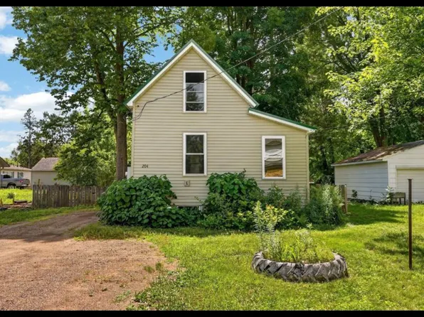 204 Noble St, Hinckley, MN 55037
