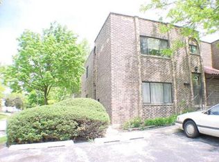 338 E Rimini Ct, Palatine, IL 60067