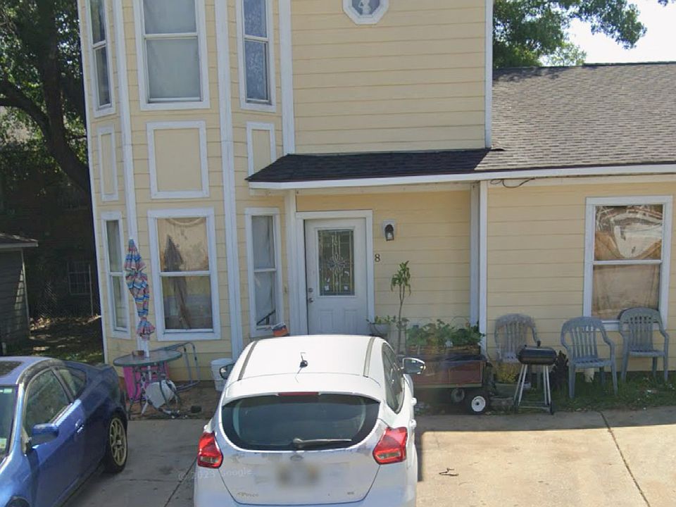 1st image of 8 Grand Lido #8