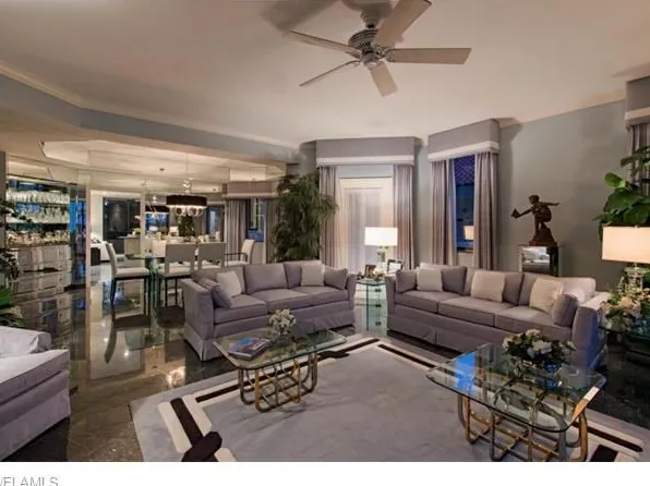 4400 Gulf Shore Blvd N APT 505, Naples, FL 34103