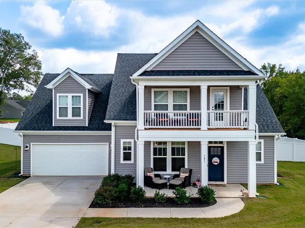 701 Oak Hill Ln, Belton, SC 29627