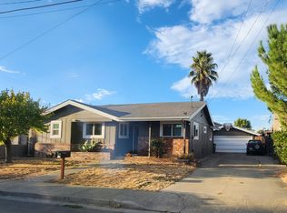 812 Yosemite Dr, Ukiah, CA 95482