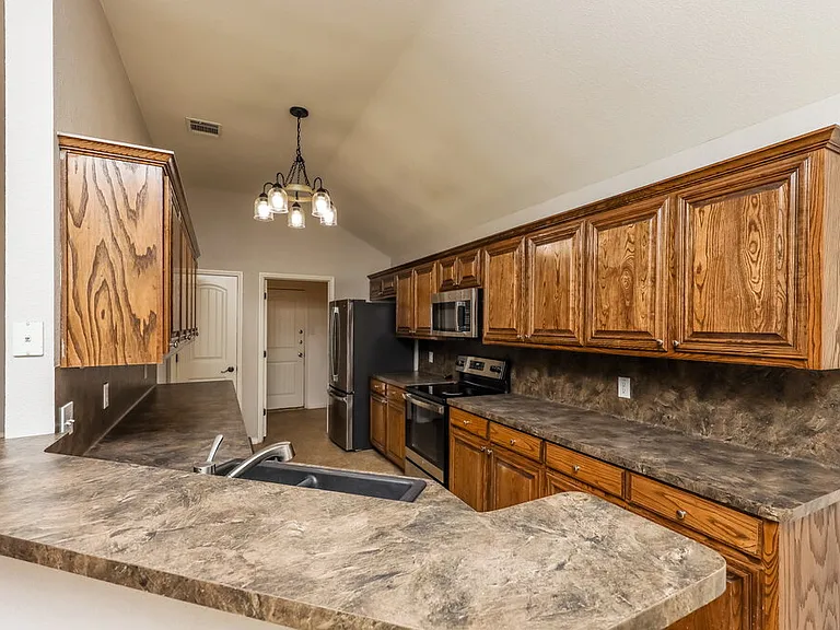 4525 Grainland Ct — Photo 8
