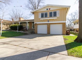 18601 Poplar Ave, Homewood, IL 60430