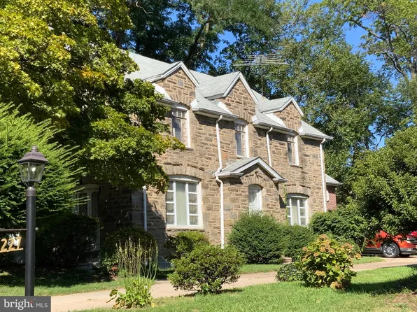 6231 N 12th St, Philadelphia, PA 19141