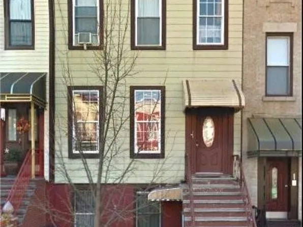 346 52nd St, Brooklyn, NY 11220