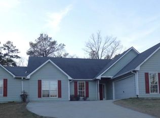 1370 Stoneleigh Dr, Conyers, GA 30094