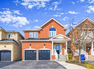66 Woodbury Cres, Newmarket, ON