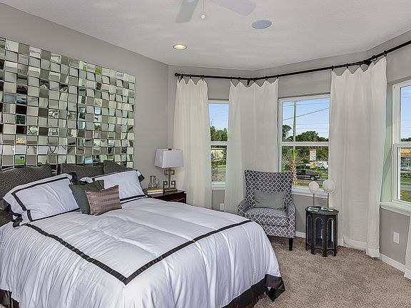 5th image of 17560 Buckingham Garden Dr