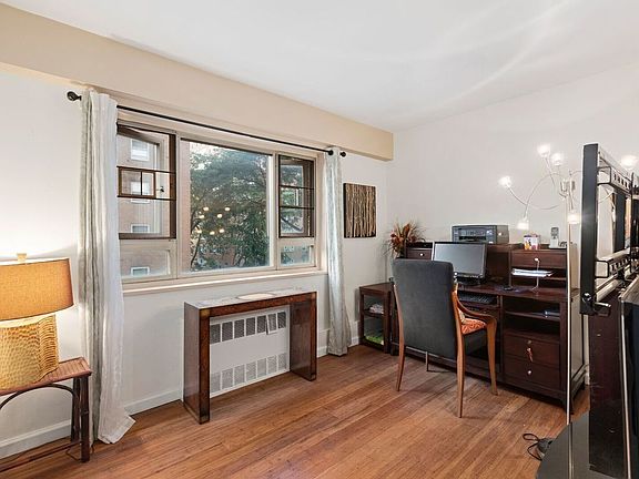 5th image of 130 Saint Edwards St APT 4D