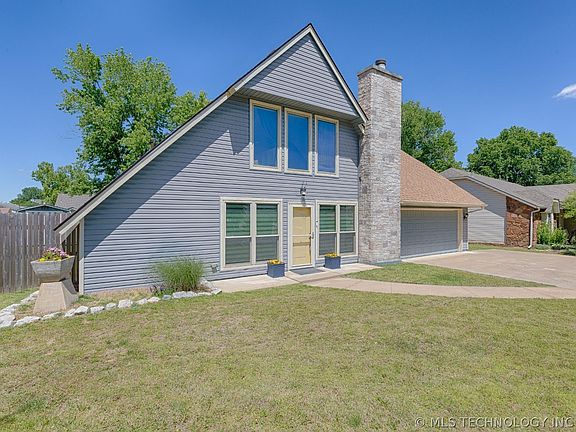 3rd image of 4218 W Toledo Ct