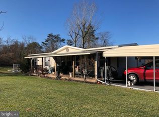 30 Mountain View Dr, Lewistown, PA 17044