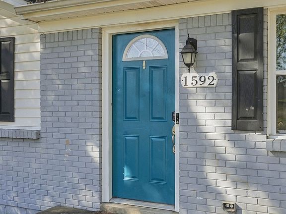3rd image of 1592 Bevard Rd