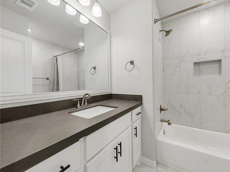 6219 Southern Cross Dr — Photo 16
