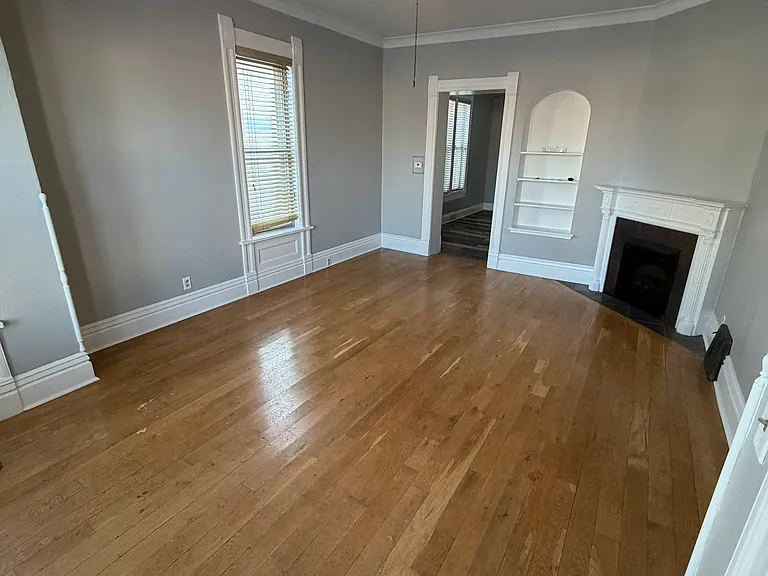6018 14th Ave #4 — Photo 1
