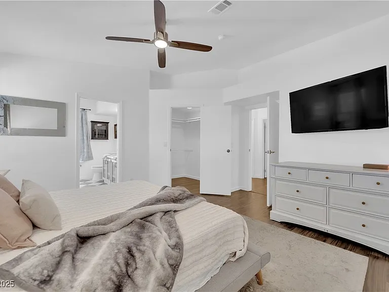 148 Triberg Ct — Photo 14