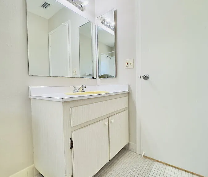 3619 SE 9th Pl #3 — Photo 27