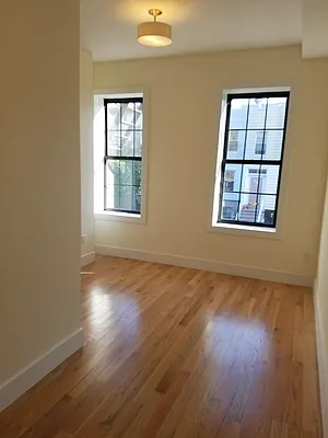 Rented by HFF Realty LLC | media 10