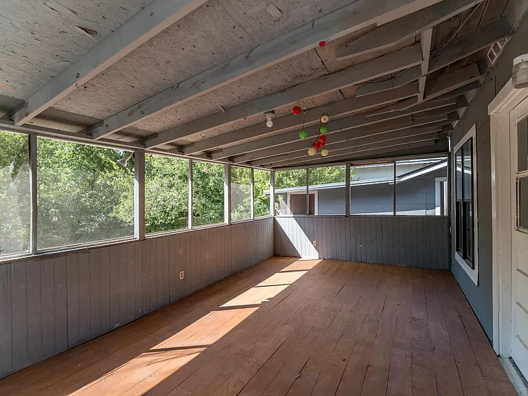 530 Sumner Dr — Photo 11