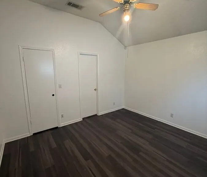 2204 Sherman Dr — Photo 18
