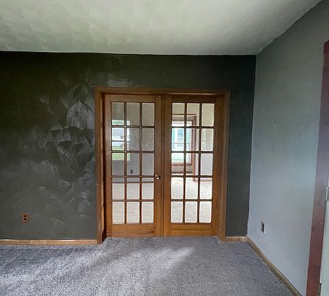 4th image of 233 E Leroy St