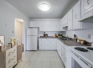 520 Parkside Drive, Waterloo, ON N2L 5E3