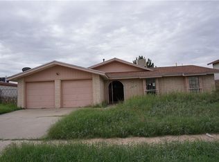 10712 Bywood Dr, El Paso, TX 79935