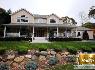 2050 N Wading River Rd, Wading River, NY 11792