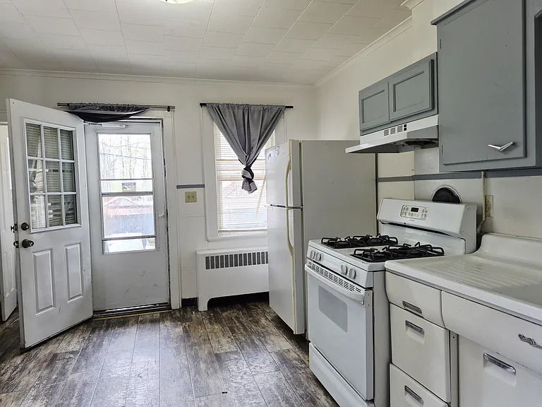 68 Green Pl #1 — Photo 12