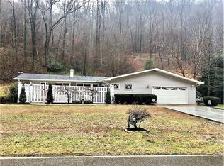 853 Chappell Rd, Charleston, WV 25304