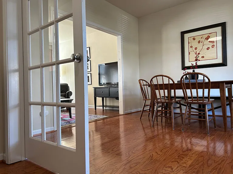 1906 Pear Tree Ln — Photo 6