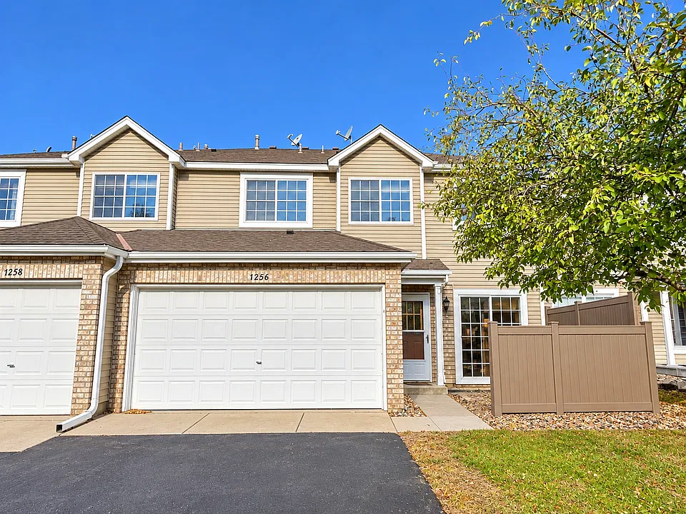 11256 Providence Ln