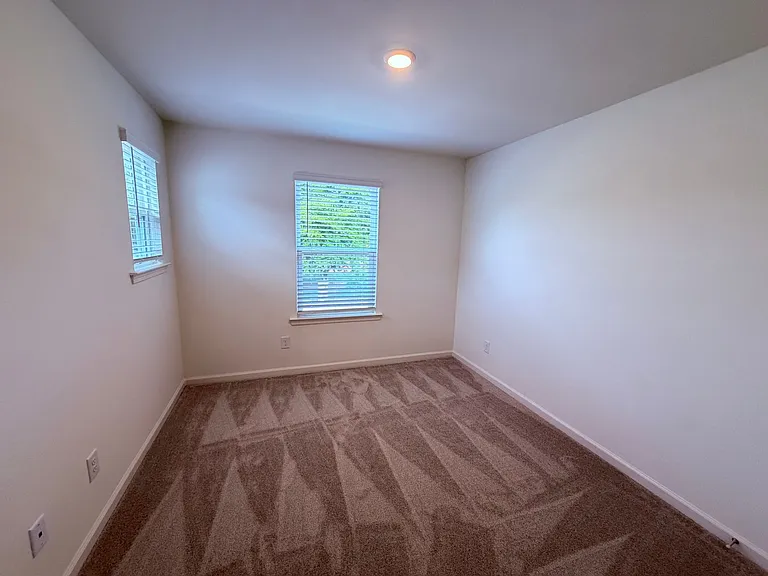 128 Parker Ln — Photo 20