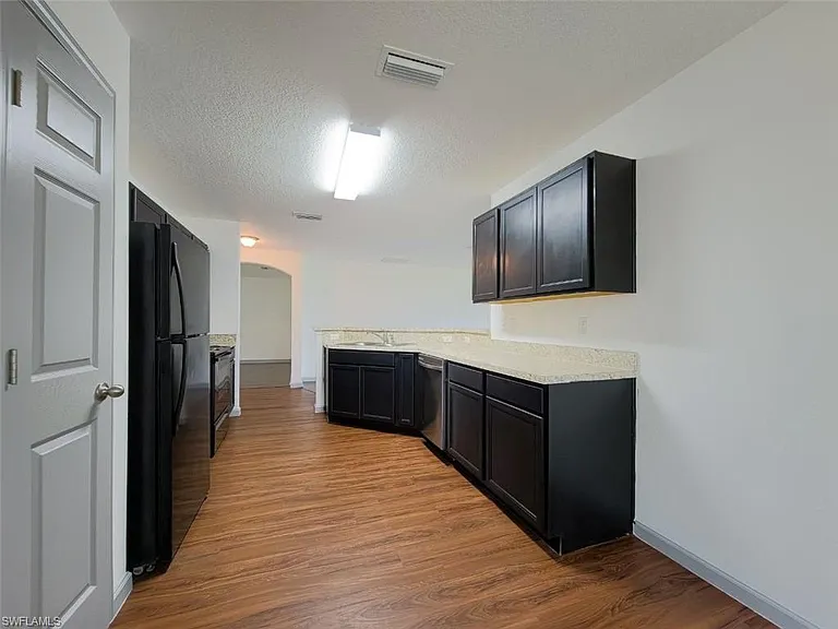 608 Islamorada Dr N — Photo 4