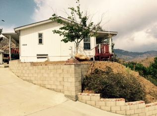1225 Bristlecone Dr, Wofford Heights, CA 93285