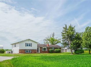 8757 Us Route 50, Lebanon, IL 62254