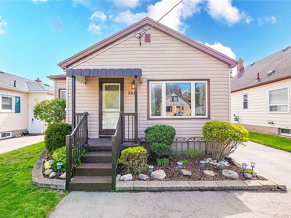 4th image of 188 Edwin St