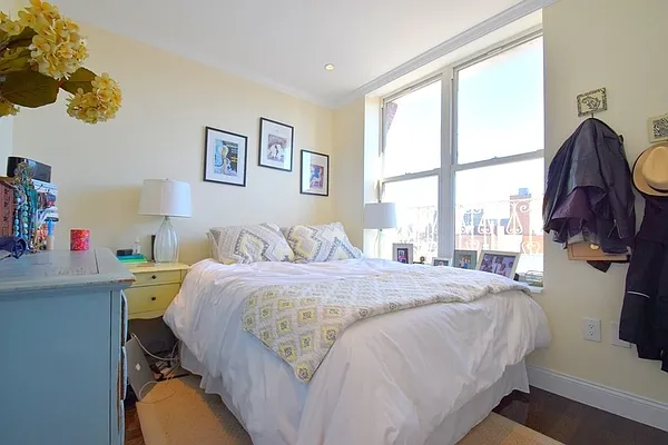 Rented by Voro New York | media 4