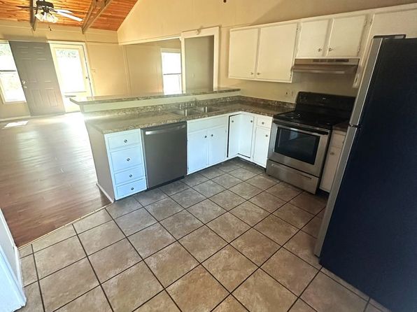 415 Circle Dr NE #Sw-112a