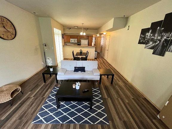 4th image of 613 114th St E